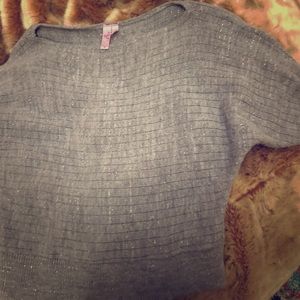 Cropped sweater